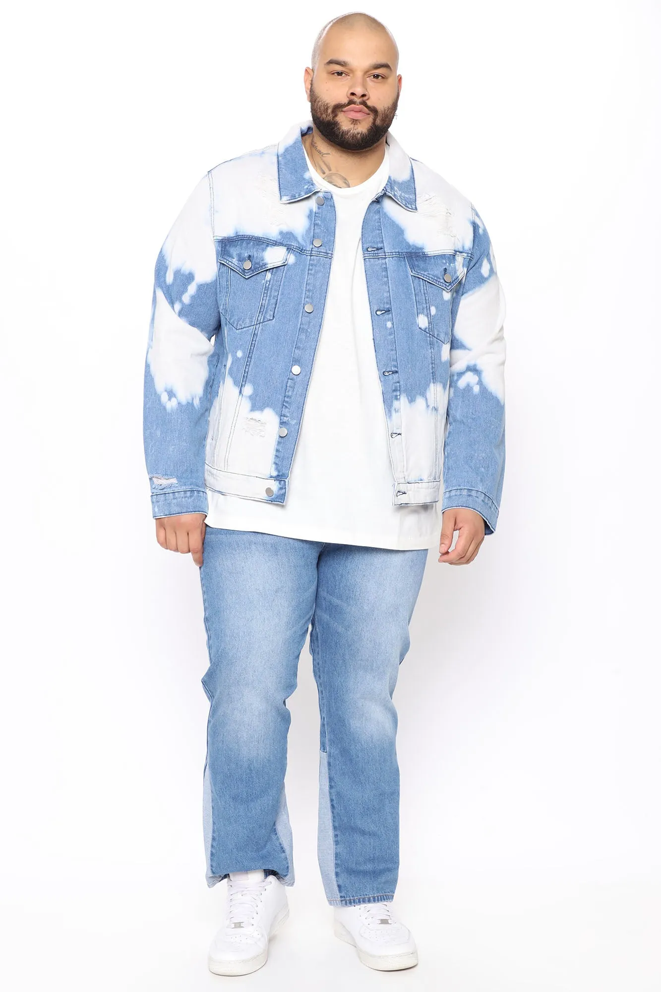 Bleach Wash Denim Trucker Jacket - Medium Wash