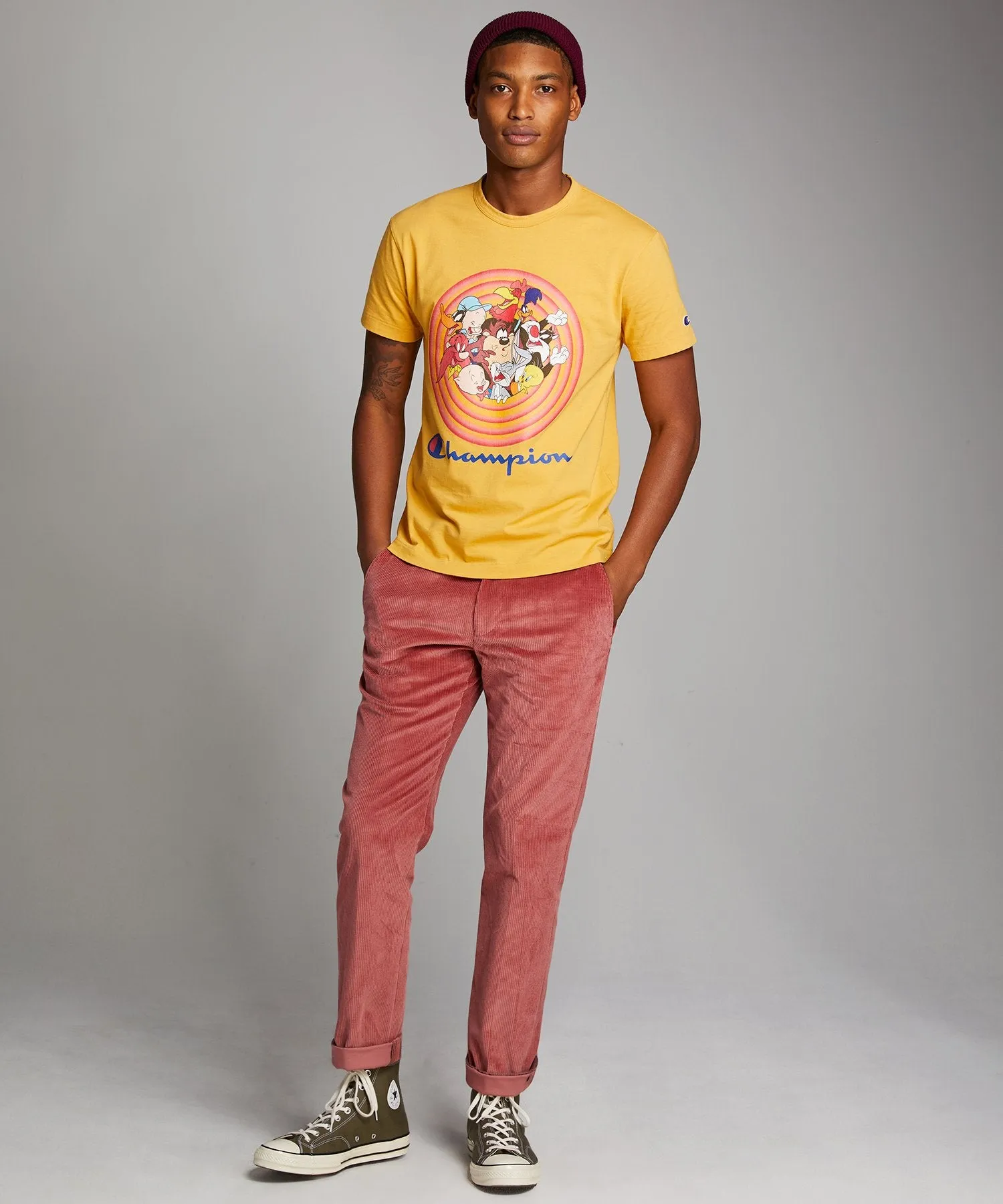 Champion   Looney Tunes Gang Tee in Warm Gold