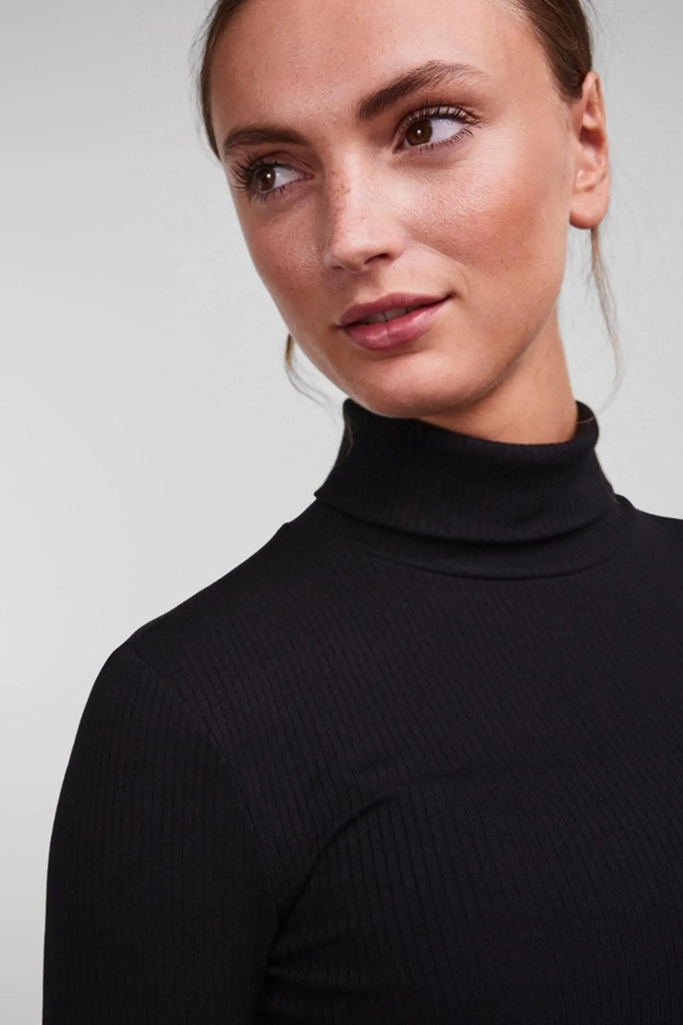 Kitte Rollneck Top - Black