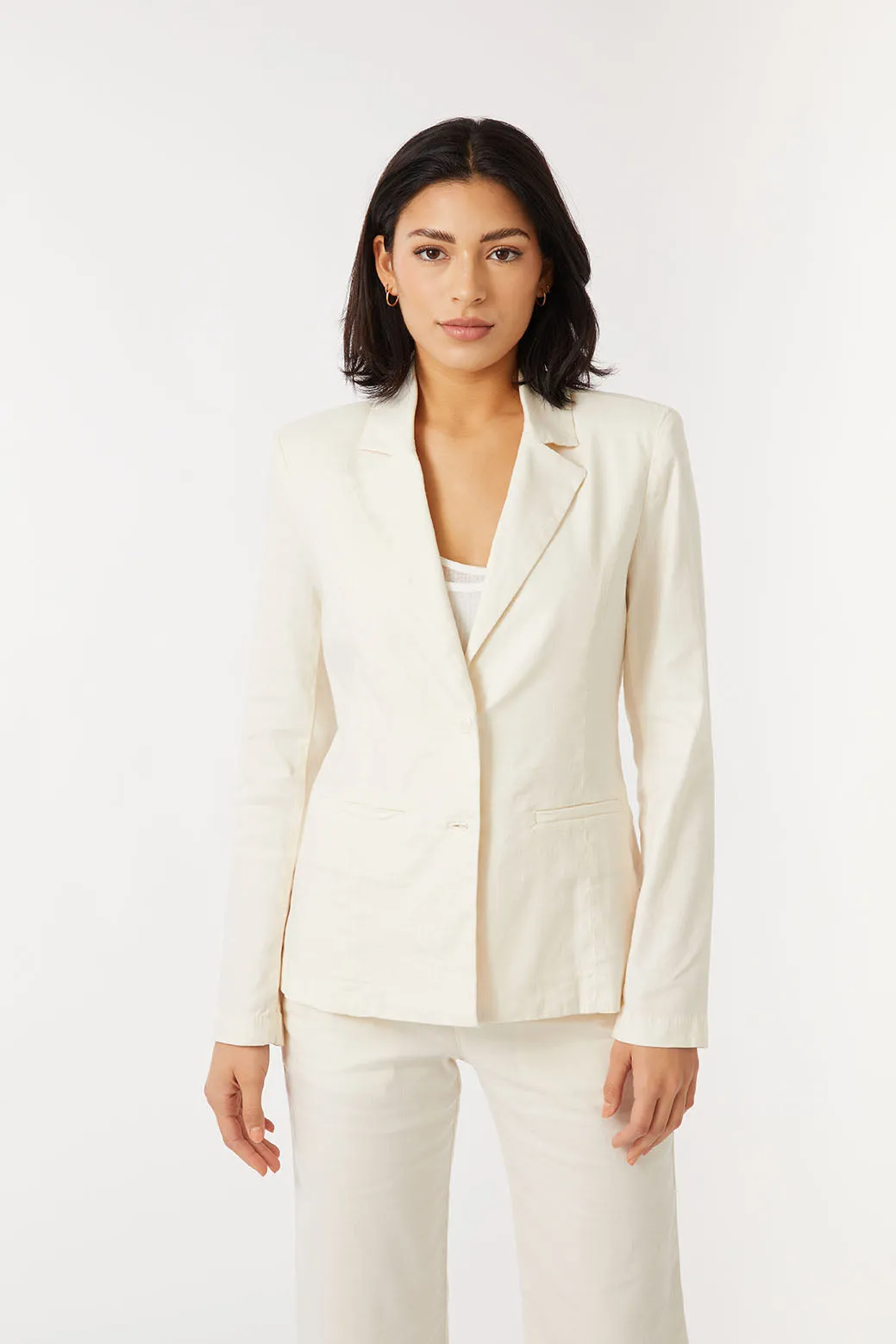 Lara Linen Blazer