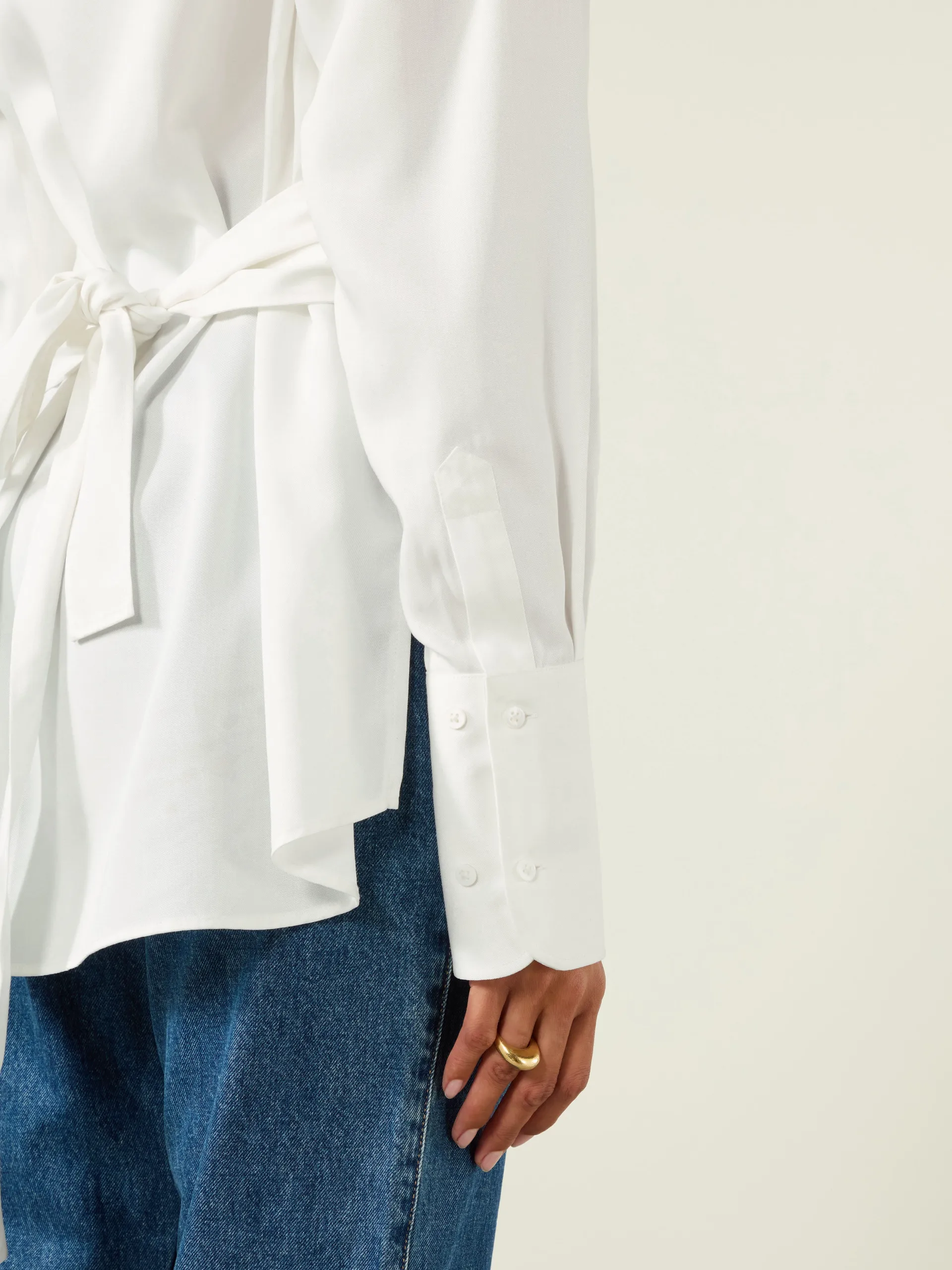 Ncuti: Tencel, Off-White x Felicity Kay