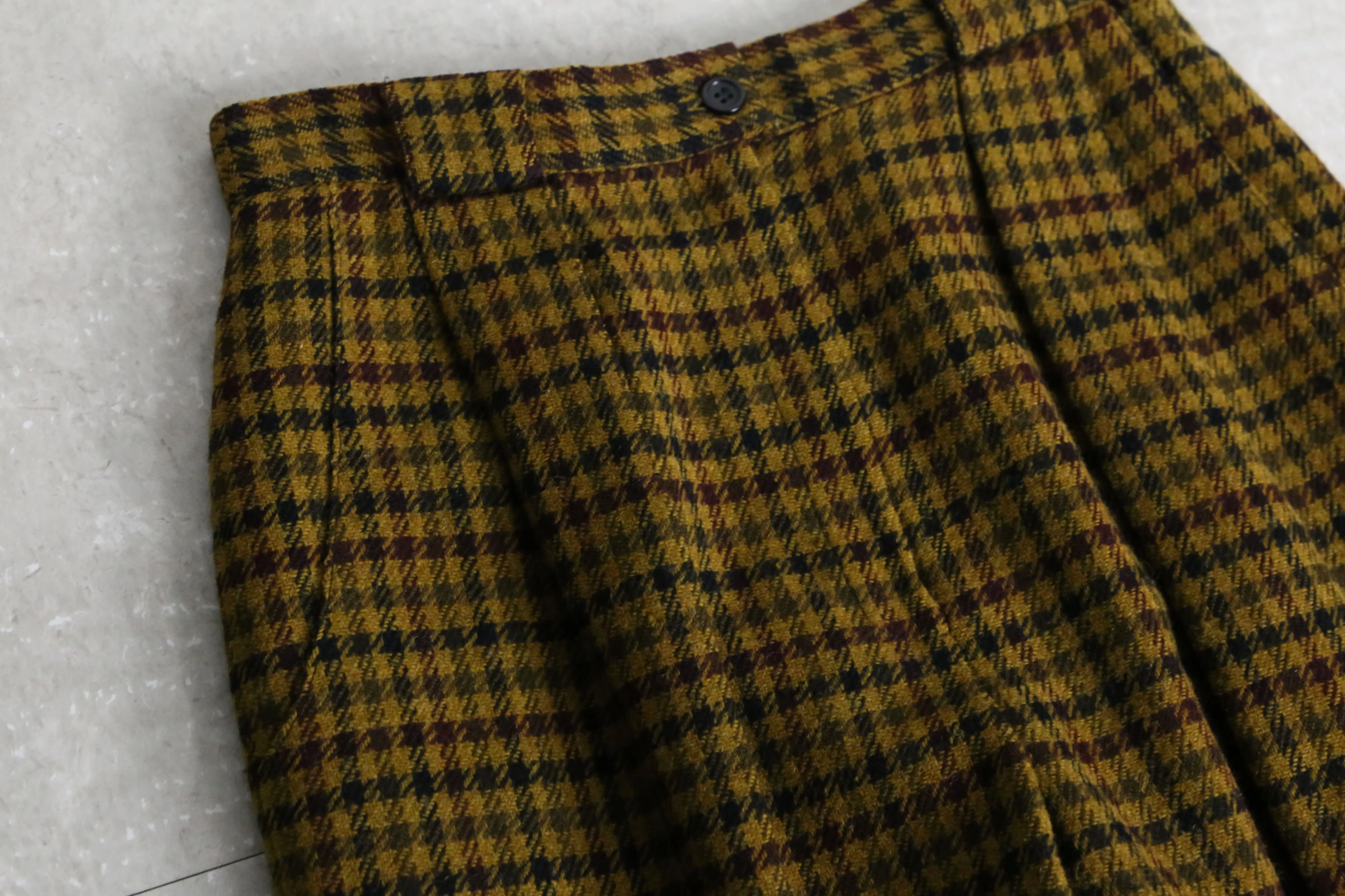 vintage warm tone total pattern double trousers