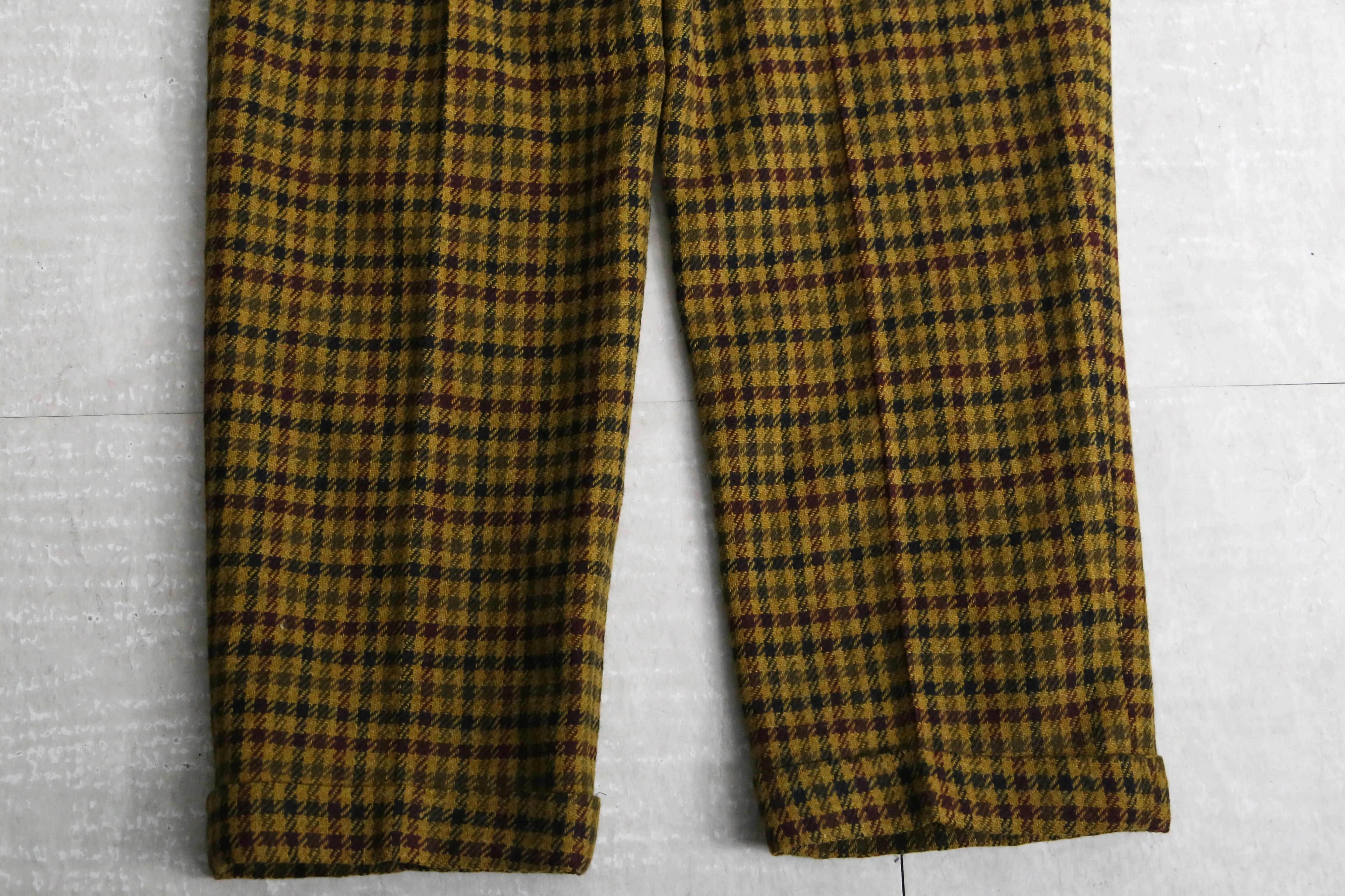 vintage warm tone total pattern double trousers