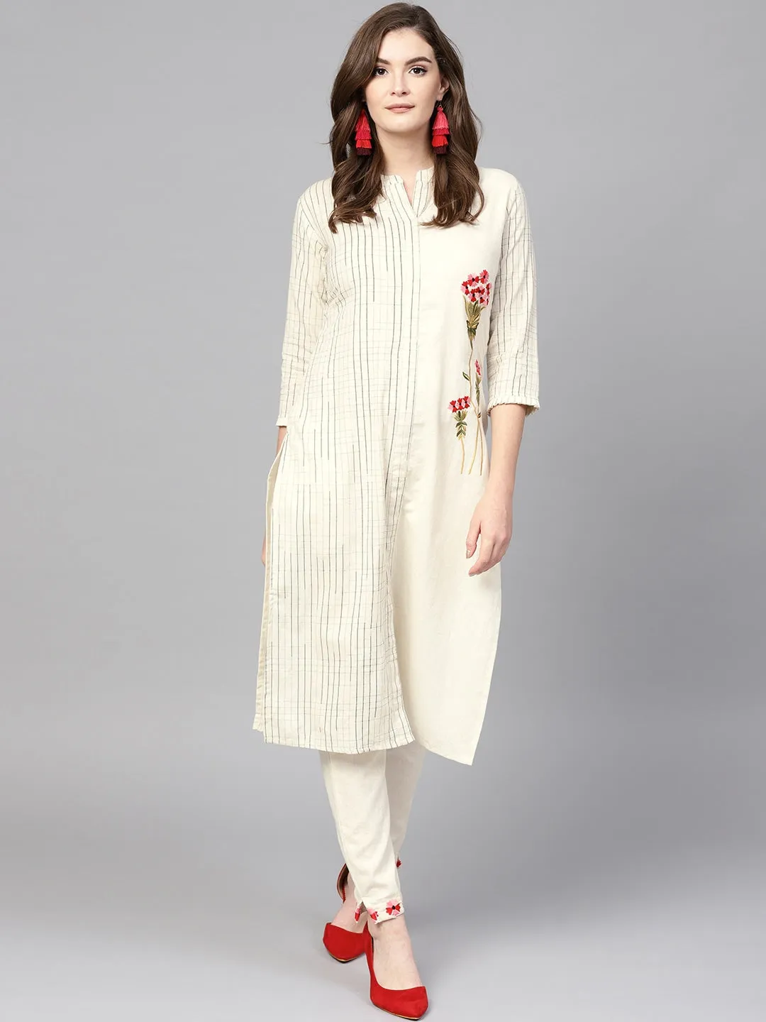 Women Off-White Straight Kurta Set